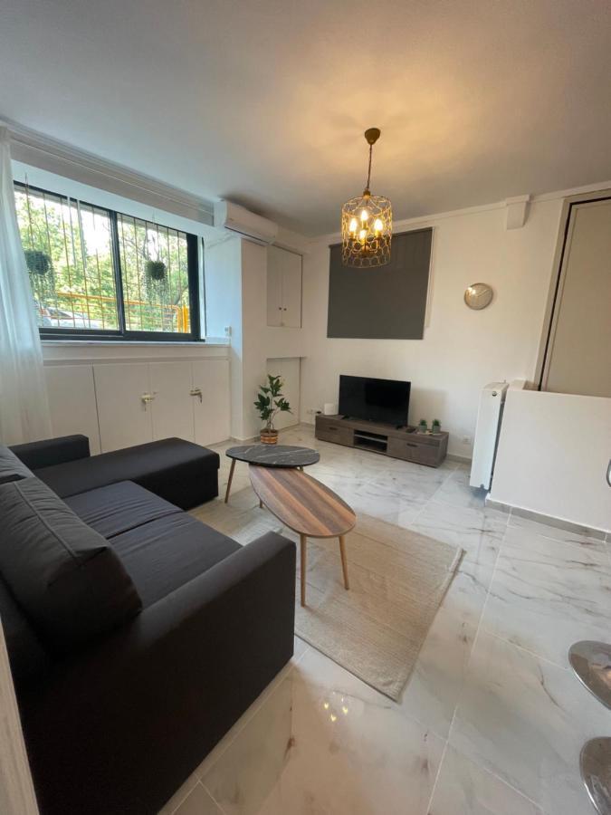 סלוניקי Almond Apartment מראה חיצוני תמונה